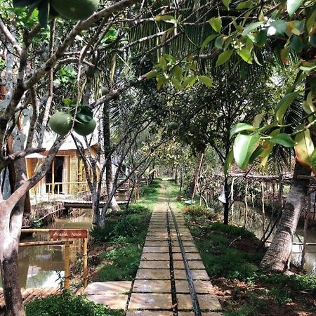 Hide Away Bungalows In Ben Tre City エクステリア 写真