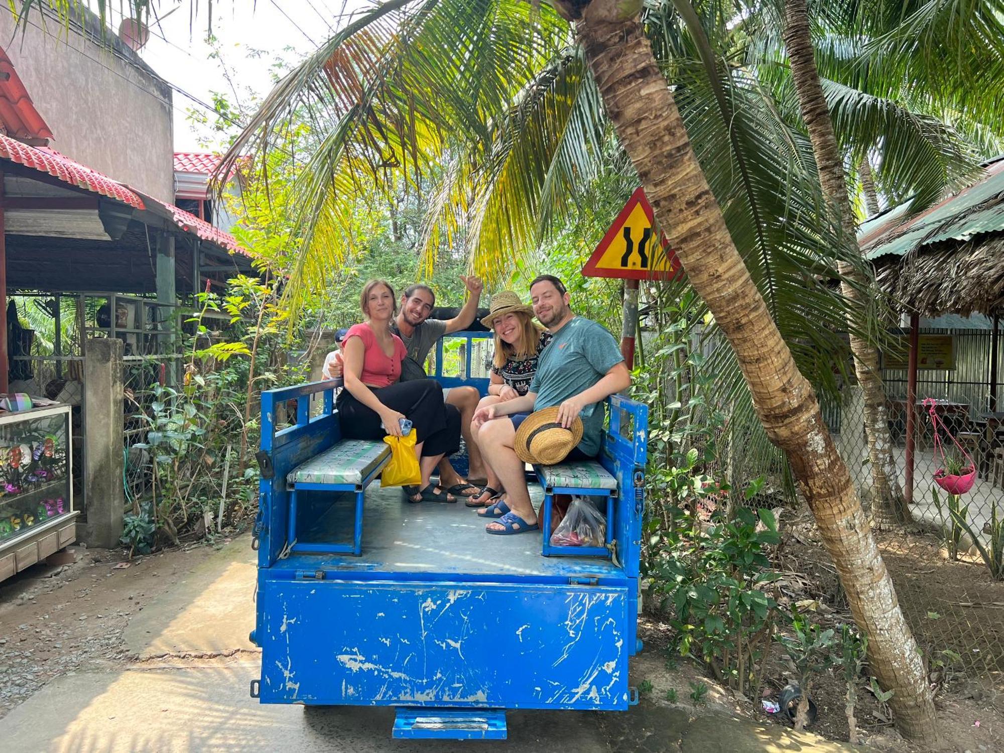 Hide Away Bungalows In Ben Tre City エクステリア 写真