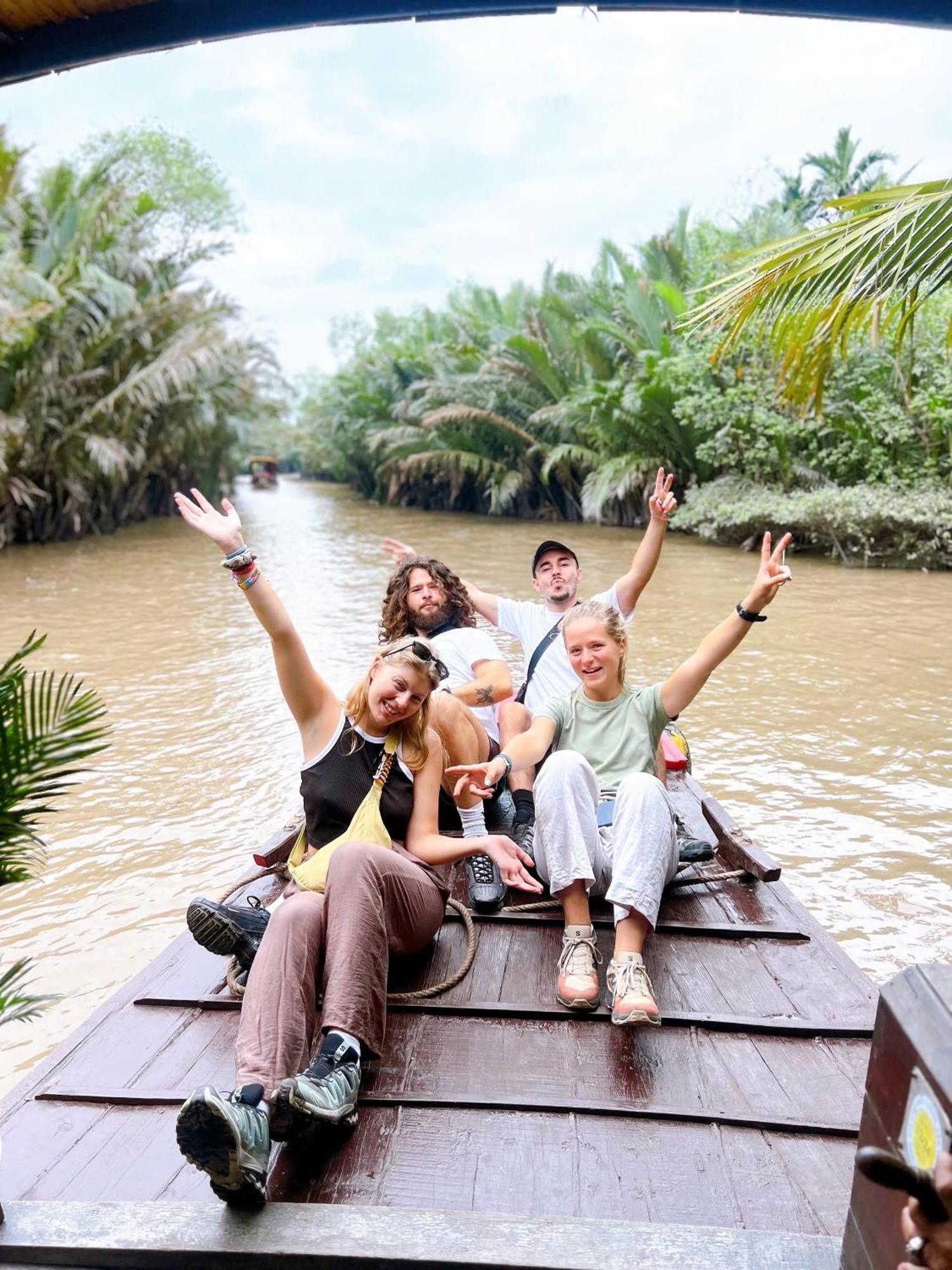 Hide Away Bungalows In Ben Tre City エクステリア 写真